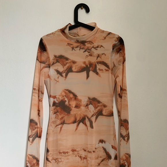 URBAN OUTFITTERS 🌻.   Nude with brown horse print ! - Picture 3 of 6